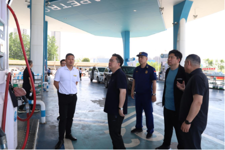 李群督查安全生产暨文旅项目推进工作